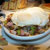 Chef Skillet · Ham, bacon, sausage, onions, green peppers, topped with American and mozzarella cheese. Skil...