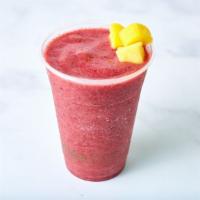 Tropical Sunset · Pineapple, Strawberries, Blueberries, Chia Seeds, Coconut nectar, Coconut water