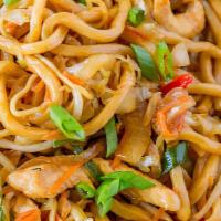  Lo Mein · Stir-fried egg noodle with onion, carrot, Napa and bean sprout.
