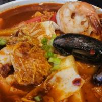 Tom Yum Seafood / 泰式海鲜锅 · Spicy. Tom Yum Goong base, chicken broth, shrimp, mussel, fish ball, imitation crab, tofu, s...