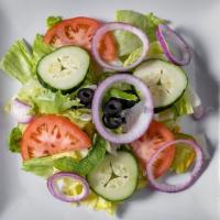 Garden Salad · Lettuce, green pepper, onion, carrot, tomato, and red cabbage.