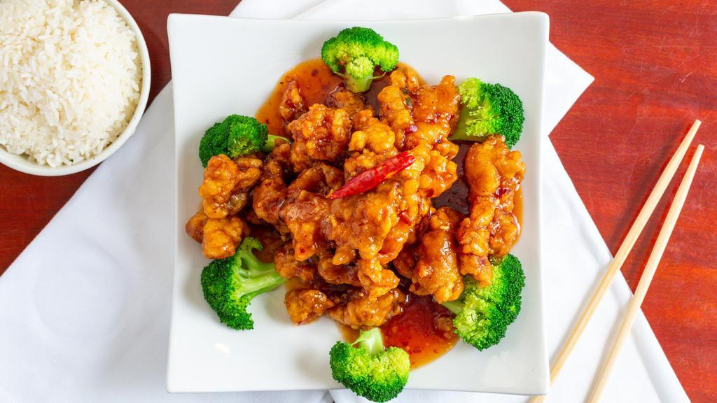 General Tso'S Chicken · *hot & spicy* fried chunks of chicken sauteed with chef's special hot sauce.