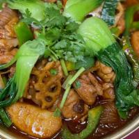 Chong Qing Style Chicken 重庆鸡公煲 · Hot! Bone in chicken with Bok Choy, potato, and healthy yam thread in chef's special sauce.