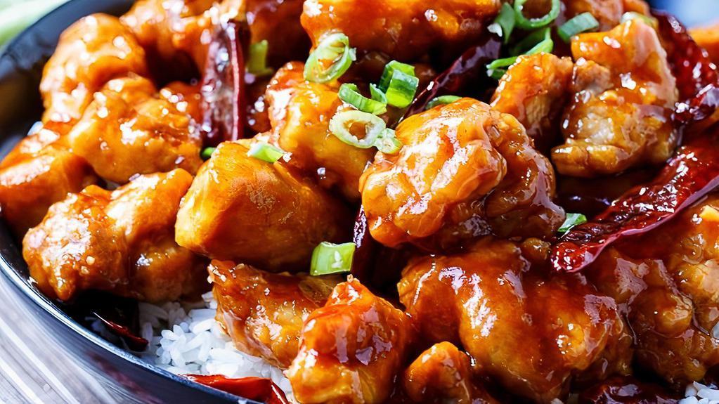 General Tso'S Chicken · Spicy. Chunks of deep-fried chicken in a sauce of ginger, garlic, onion, and red chile peppers splashed with chef's specials sauce.