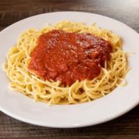Spaghetti · Fresh cooked Spaghetti pasta, served with our homemade Marinara sauce. Homemade Alfredo sauc...