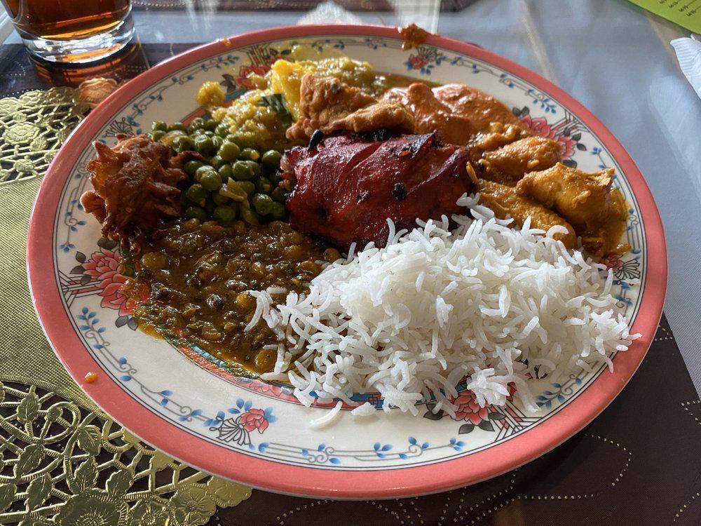 Curry House · Indian · Vegetarian · Seafood · Chicken