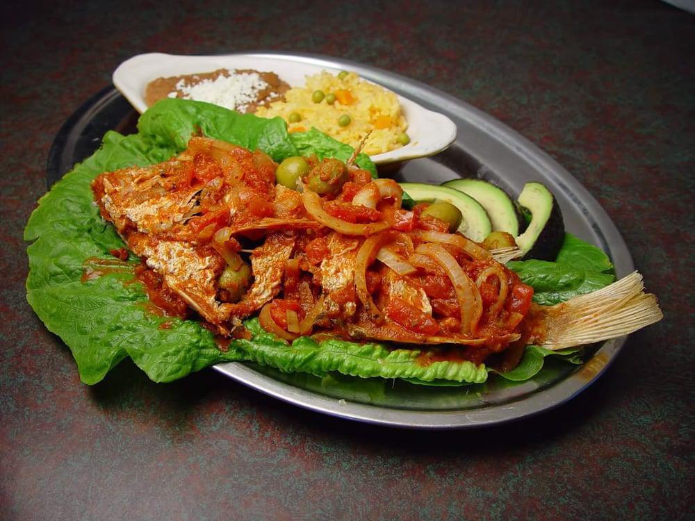 7 Mares Mexican RESTUARANT · Mexican · Salad · Seafood