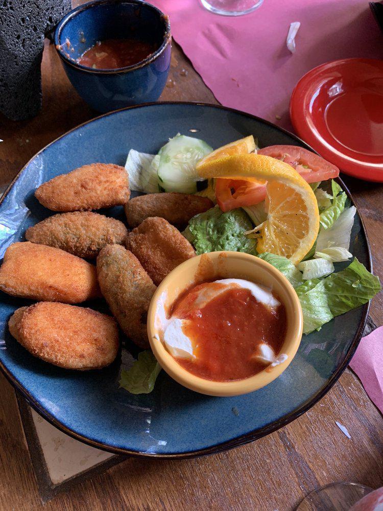 Pancho Villas · Mexican · Seafood · Chicken · Vegetarian