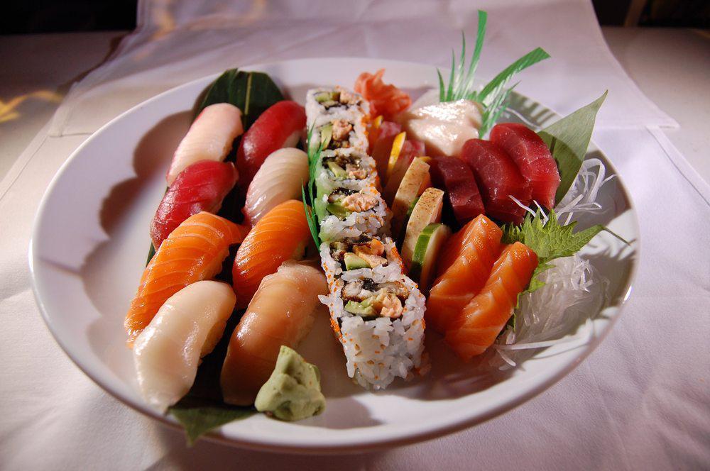 Domo Sushi · Japanese · Sushi · Seafood · Salad