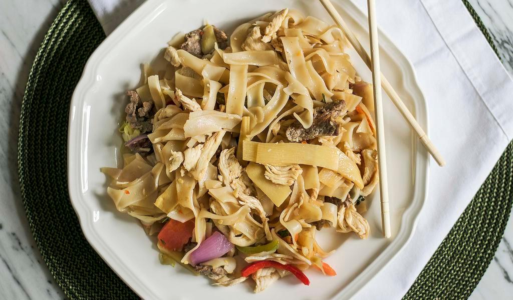 Singha Thai Cafe · Thai · Noodles · Chinese · Salad · Indian