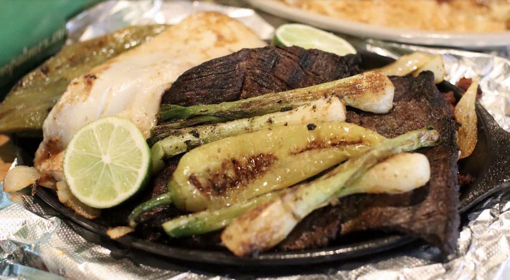 EL NOPAL · Mexican · Chicken · Seafood
