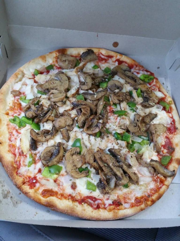 Luigi's Pizza · Italian · Pizza · Sandwiches · Salad
