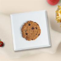 Oatmeal Raisin Cookies · Grandma’s homemade taste oatmeal raisin cookies made with organic toasted oats and ground fl...