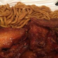 Chicken Wings (6) With Pork Lo Mein · 