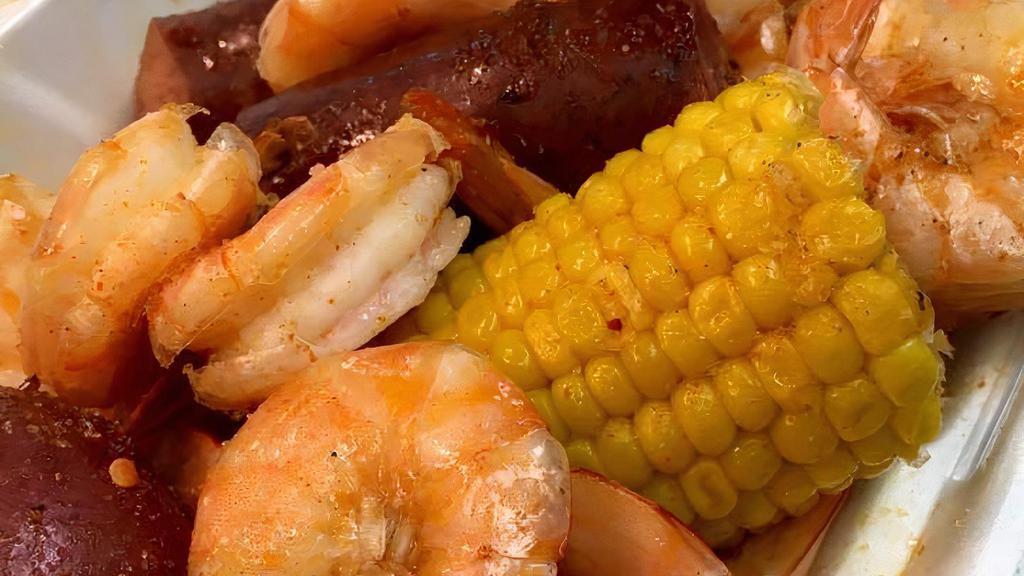 Boiled Shrimps Bundle · Includes corn, potato and sausage.