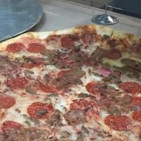 Meat Lover'S Pizza (14
