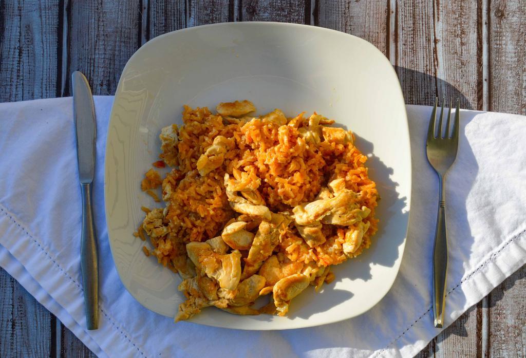 Gringa · Grilled chicken and rice with melted cheese.