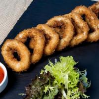 Onion Rings · Vegetarian. Scrumptious beer-battered and fried onion rings.