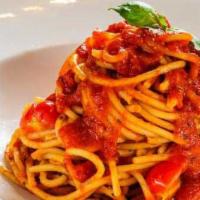 Spaghetti With Marinara Sauce · Served with garlic or plain knots