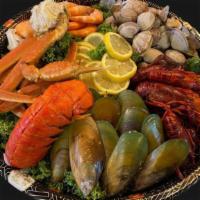Queen'S Variety Feast · Snow Crab Leg 1Claw, Lobster Tail 1PC, Crawfish 1LB,
Black Mussel 1LB, Clams 1LB, Green Muss...