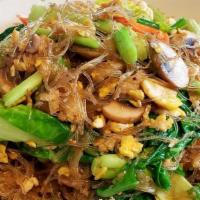Pad Woon Sen (Clear Noodle) · Stir-fried bean thread noodle with egg, tomato, scallion, carrot, your choice of meat in a l...