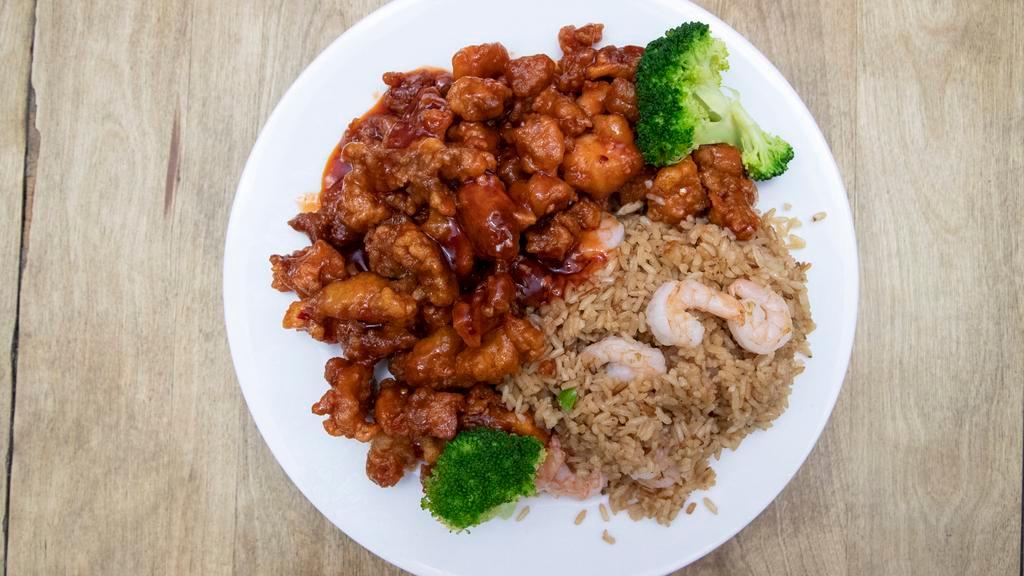 General Tso'S Chicken · Hot & Spicy. Crispy chunks of chicken sautéed with steamed broccoli in a special tangy sauce. With white rice.