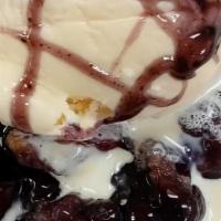 Cobbler · Cobbler add ice cream and toppings