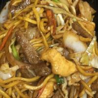 Combination Lo Mein · Beef, chicken and shrimp with green onions and soft long noodles.