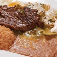 Chilaquiles Mexicanos / Mexican Chilaquiles · Salsa verde o roja, cebollas, cilantro, crema. Queso mexicano con arroz, frijoles refritos y...