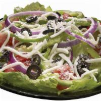 Regular Garden Della Casa Salad · Fresh greens, red onions, green peppers, black olives and tomatoes and topped with mozzarell...