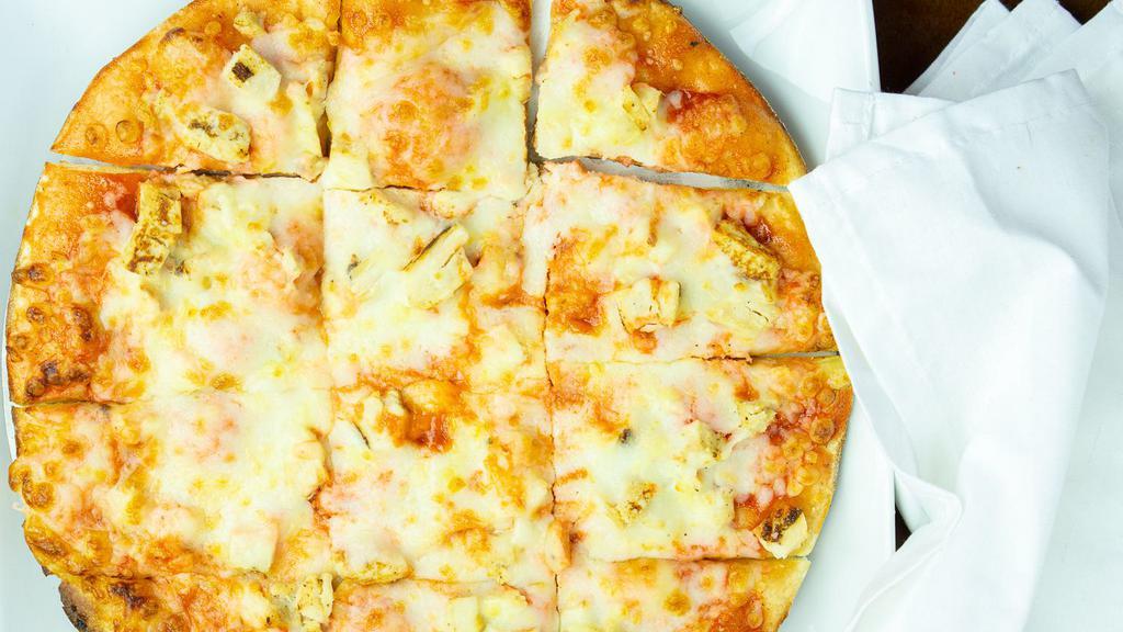 Bbq Pizza · Sausage, onion, mozzarella and BBQ