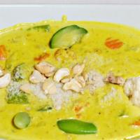 Korma(Royal Speciality) Gf/N · Royal mughlai fare with cream, spices and nuts. Gluten free.