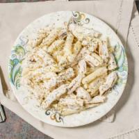 Chicken Alfredo · Served with hot fresh baked bread sticks and a side salad. Comes with marinara or choice of ...