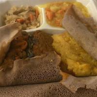 Abyssinia Combo 3 · Red lentils, color green, yellow split peas, cabbage potatoes and potato.