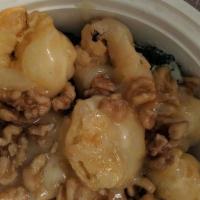 Honey Walnut Shrimp · Fresh steam broccoli, crispy jumbo shrimp with honey walnuts.
