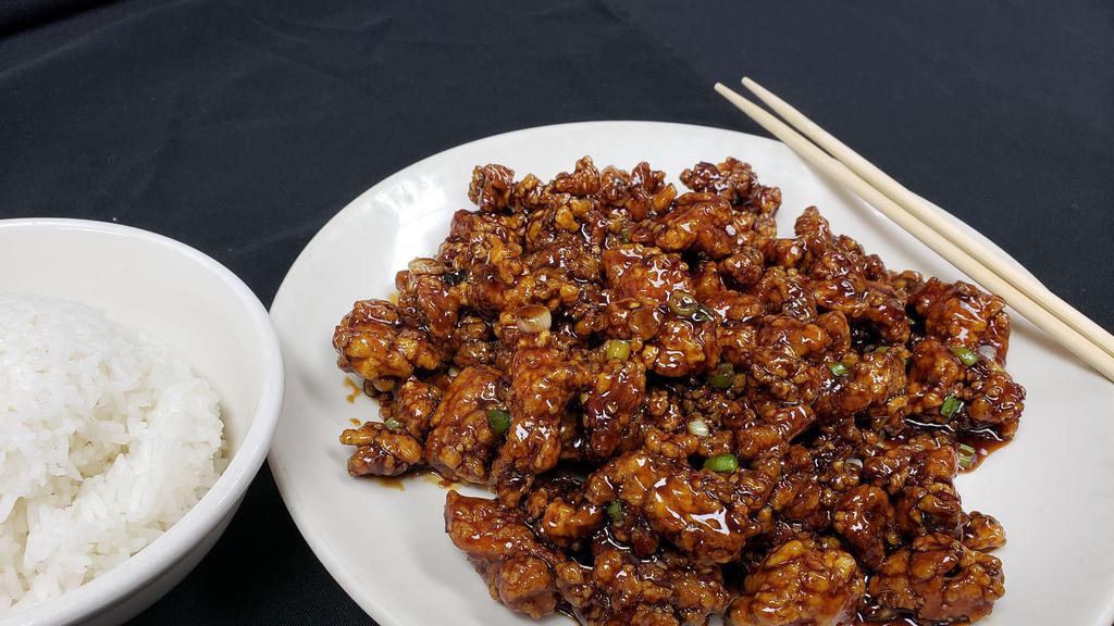 Crispy Scallion Chicken · Spicy. Diced breaded chicken gently fried until crispy, then sautéed with the chef's spicy crispy sauce. A must-try dish at the house of leng.