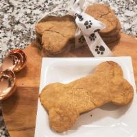 Large Pb Cookie · A large snack for a large furkid. Includes 3 bone shaped cookies. 

Health benefits: excelle...