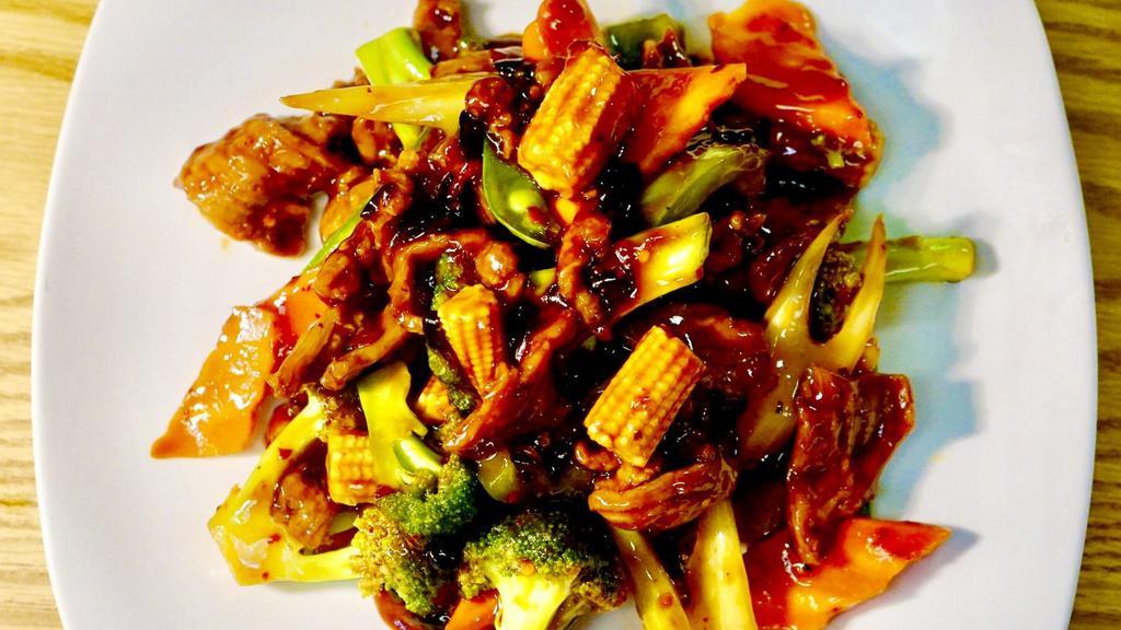 Szechuan Chicken 四川鸡 · Hot and spicy.