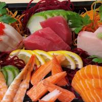 Sashimi Regular · 15 pieces of sashimi, 5 kinds.