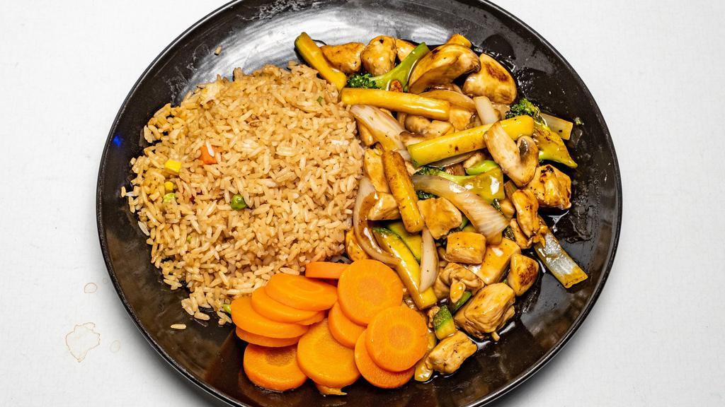 Chicken Hibachi · Include fried or steamed rice, broccoli, mushrooms, zucchini, onions, and sweet carrots with white sauce on the side.