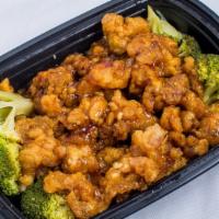 General Tso'S Chicken · Hot. Chunks of chicken stir-fried with our chef's spicy hot sauce and steam broccoli.