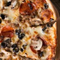 L-Pizza #3 · Pepperoni, sausage, mushrooms, black olives, onions