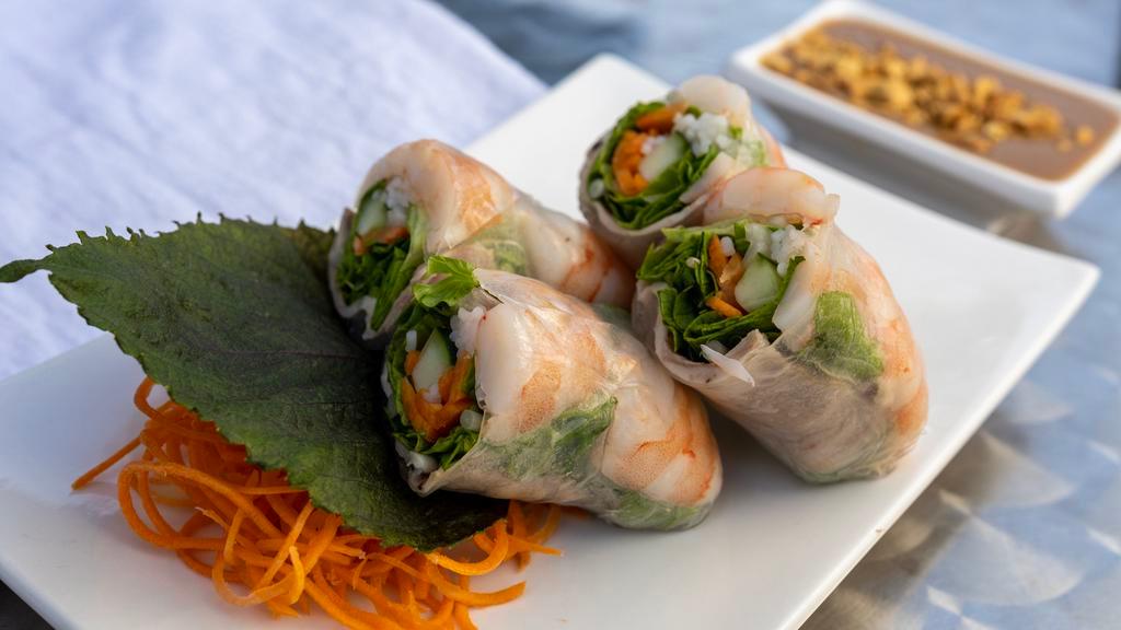 Spring Rollz (2) · Vegetarian. Shrimp and pork wrapped in fresh vegetables with peanut sauce.(Tofu can be substituted).