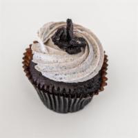 Cookies-N-Cream · Chocolate cake with our signature cookie buttercream topped with chocolate cookie crumbles.