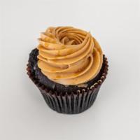 Caramel Crunch Chocolate  · Chocolate or vanilla cake with caramel frosting topped with sea salt and pretzels.