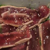 Seared Tuna Salad · 