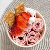 Strawberry Shortcake · Fresh strawberry, marshmallow fluff, graham cracker