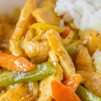Curry Chicken With Onion · Spicy.