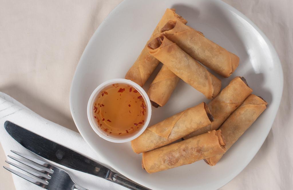 Spring Roll · Fried spring roll, 1 piece.