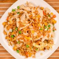 Garlic Chicken Fried Rice · Wok tossed fried rice with fresh garlic, egg, white meat chicken, peas& carrots, corn, yello...